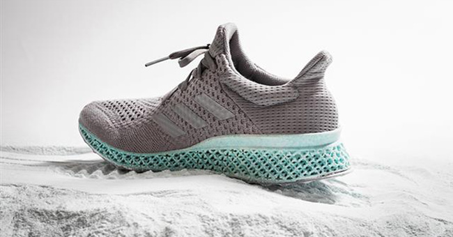 Adidas realizza scarpe con i riiuti degli oceani
